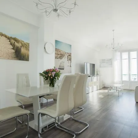Sea Front - Panoramic View With Terrace - 85 M * Nice